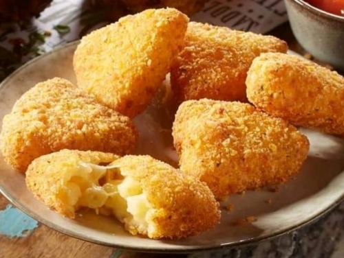MAC&CHEESE TRIANGLE 5 ST